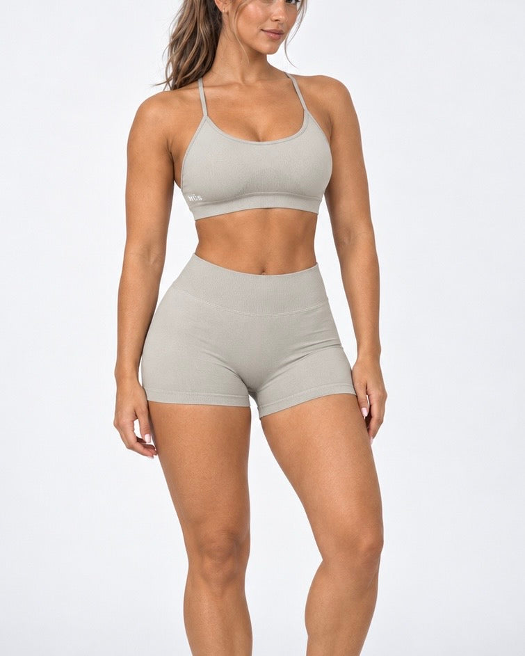 Pure Form Crop