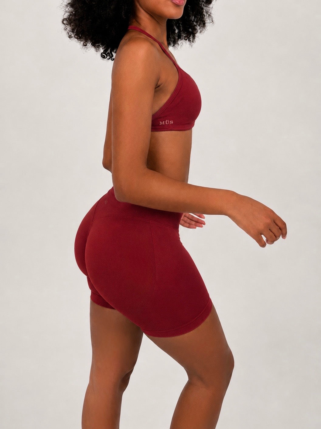 Form Crop - Rouge