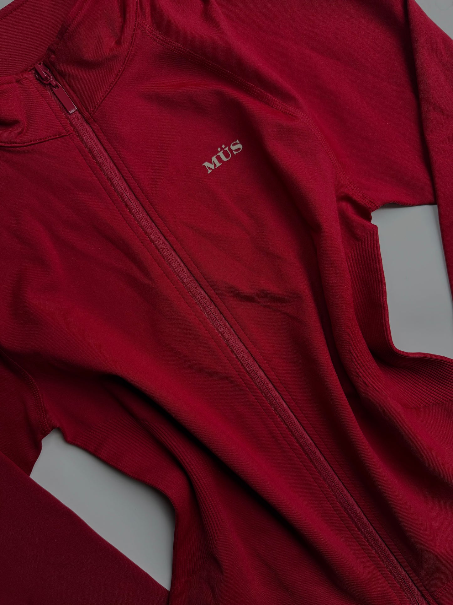 Form Jacket- Rouge