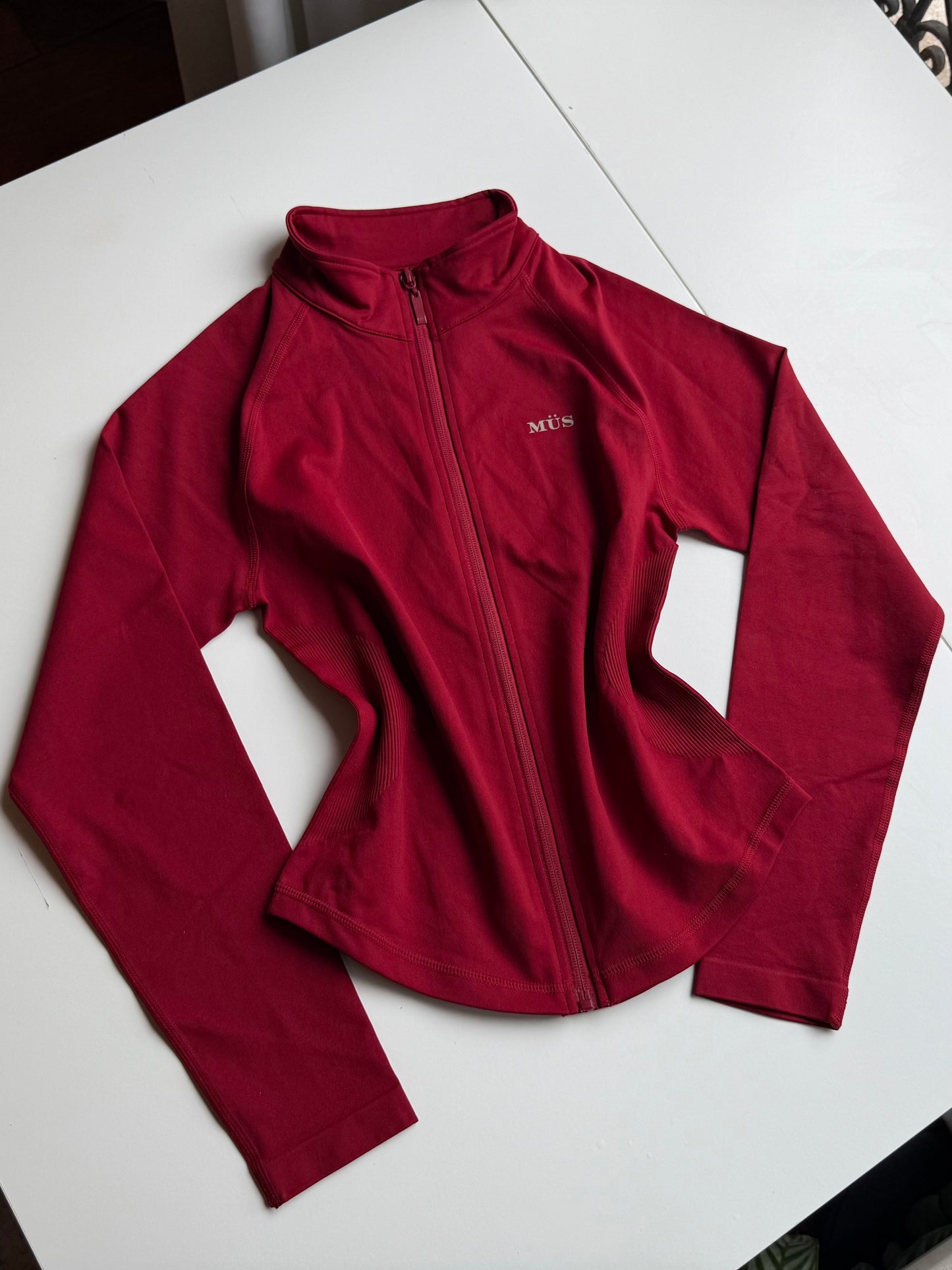 Form Jacket- Rouge